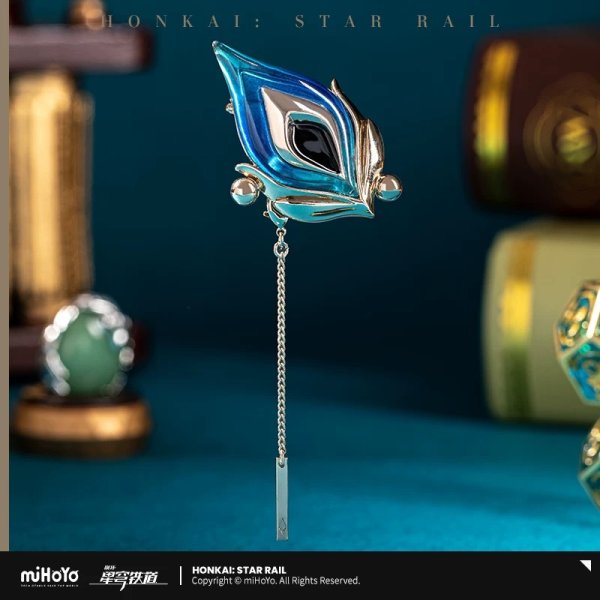 画像1: 【現品予約】崩壊スターレイル　中国限定　アベンチュリン イメージシリーズ　ブローチ（入金〆切7日以内) (1)